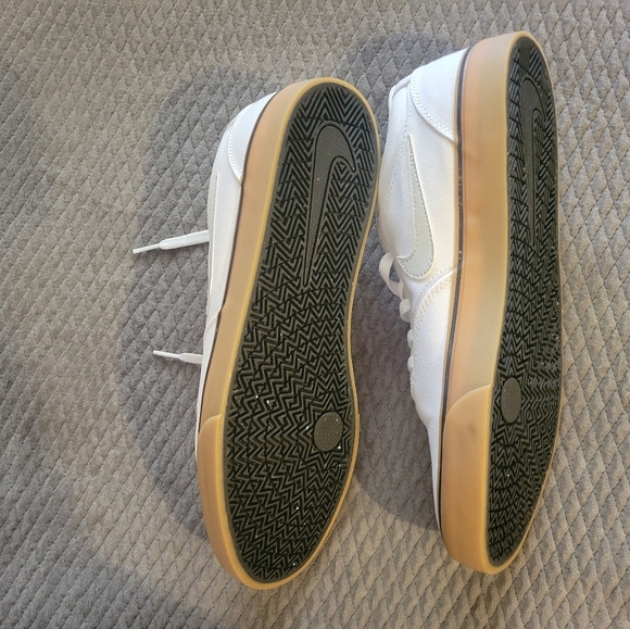 Nike Men's SB Chron 2 White & Brown Skate Shoes, EUC, Size 11 - Picture 9 of 14